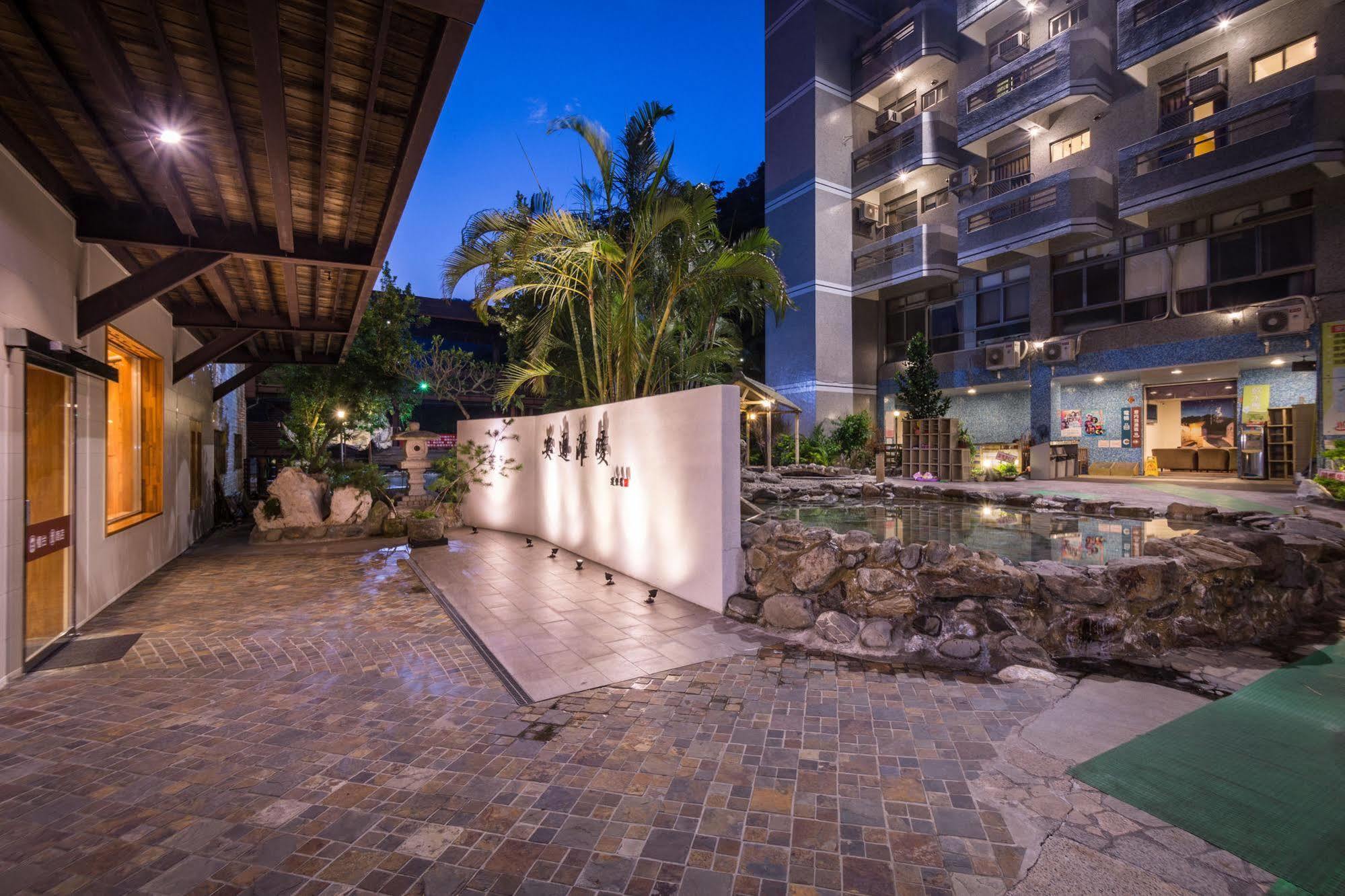 An Tong Hot Spring Hotel 玉里鎮 エクステリア 写真